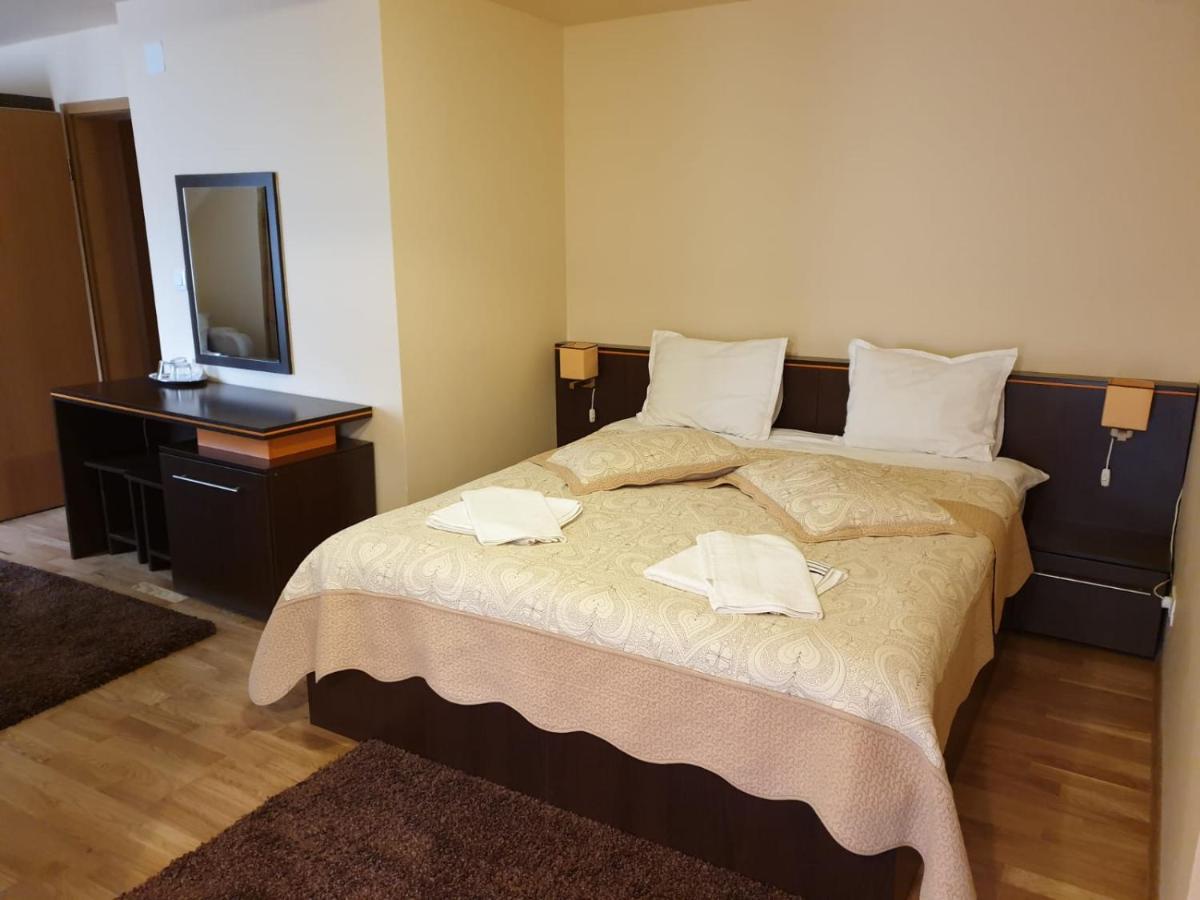 Casa Enescu Hotel Bran  Luaran gambar