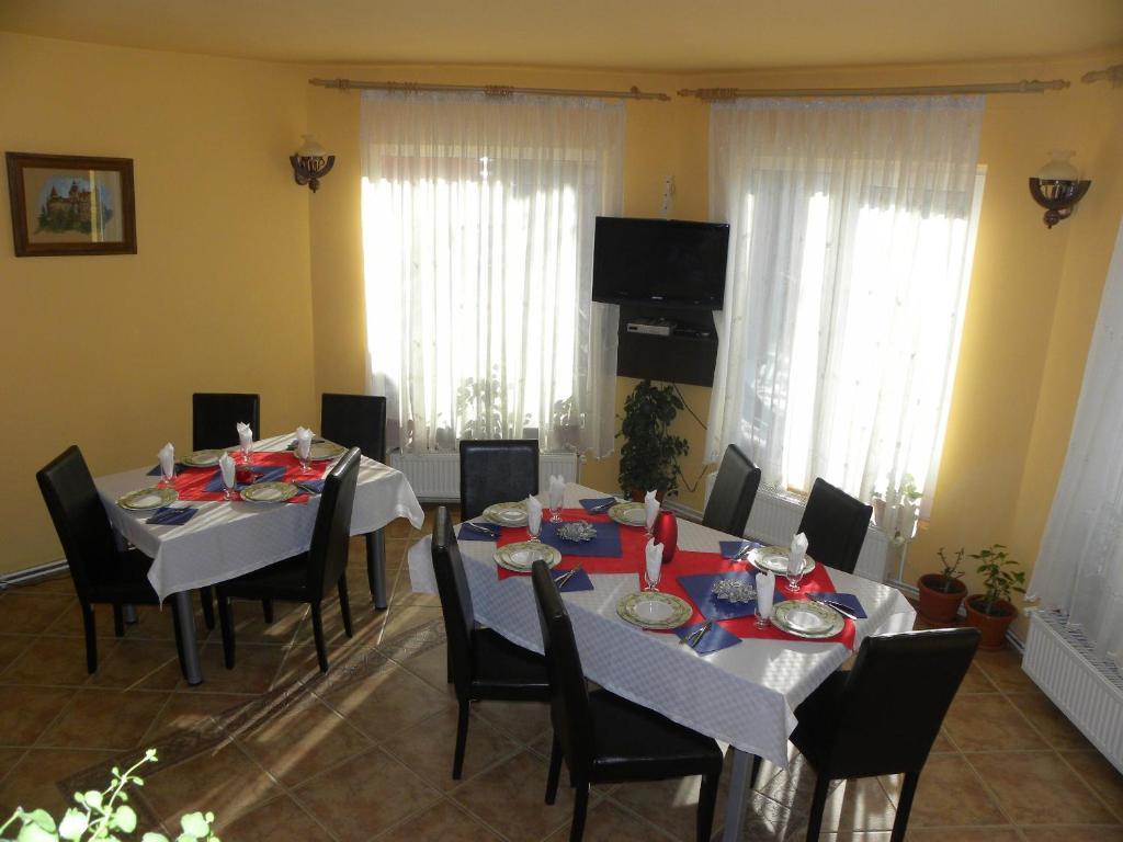 Casa Enescu Hotel Bran  Luaran gambar