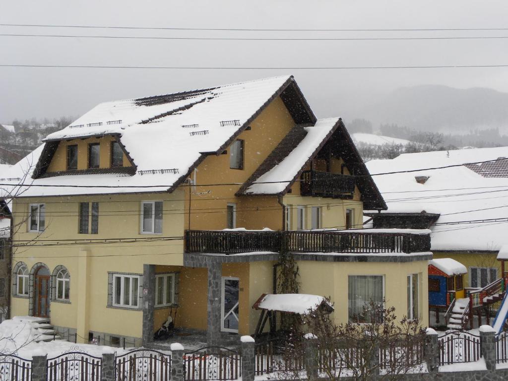 Casa Enescu Hotel Bran  Luaran gambar