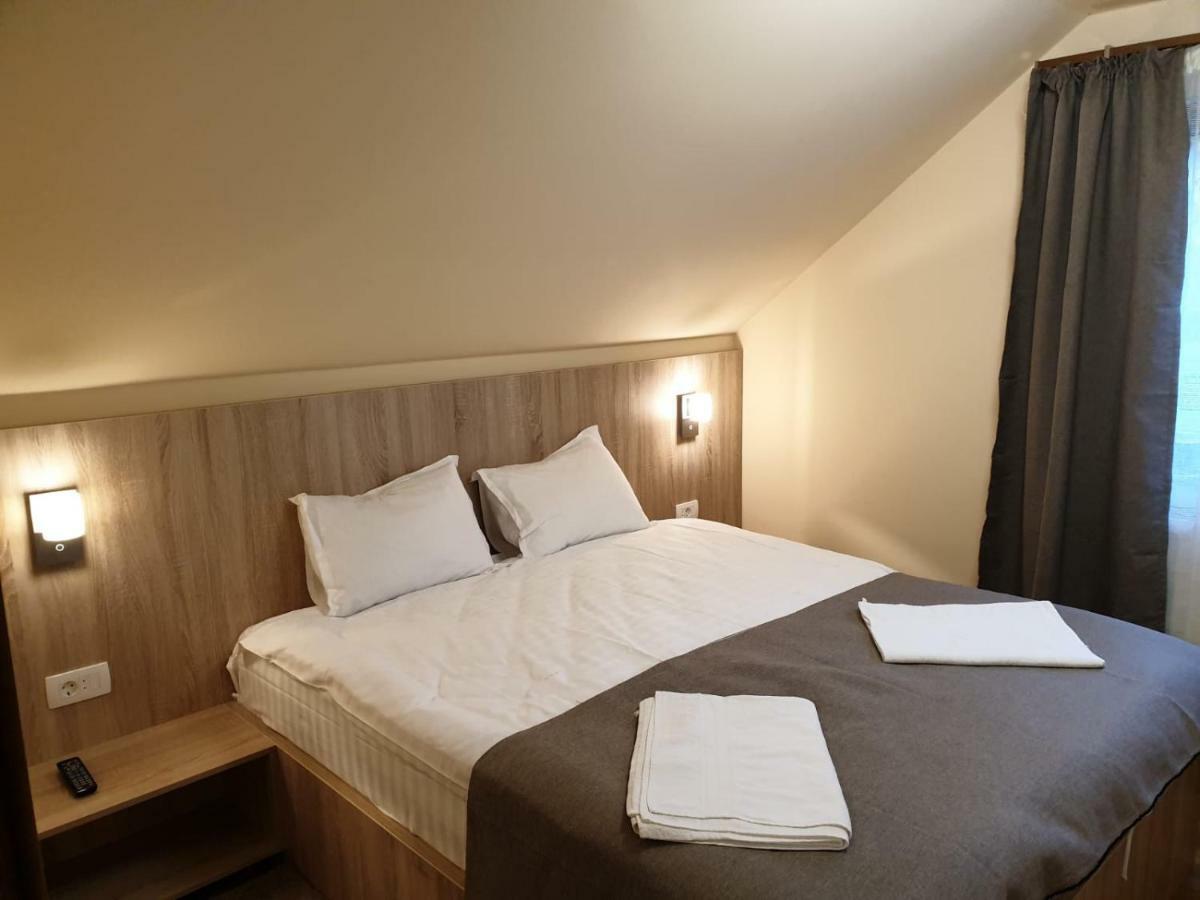 Casa Enescu Hotel Bran  Luaran gambar